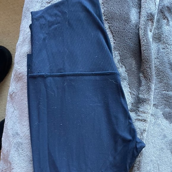 Lululemon Ribbed Leggings - Picture 3 of 7